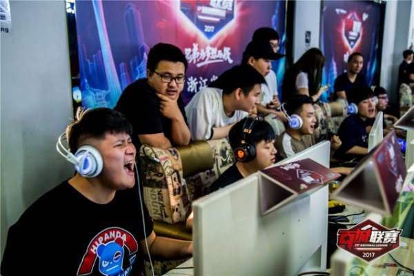 这是许多球 这是许多球