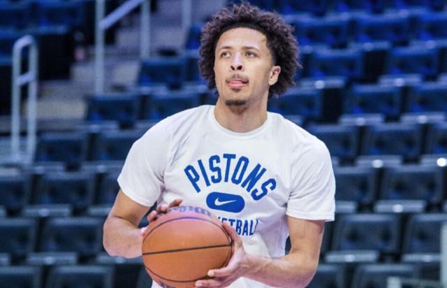 武磊替补登场绝平巴萨，创中国球员历史